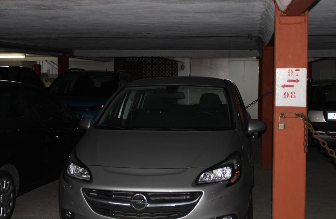 プラヤ・デアロEstudio Primera Linea De Mar Con Piscina Y Parkingアパートメント エクステリア 写真